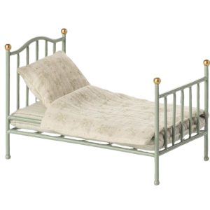 Vintage Single Bed, Mouse - Mint
