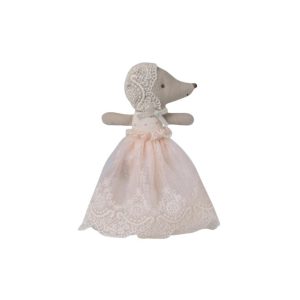 baby mouse in powder gown